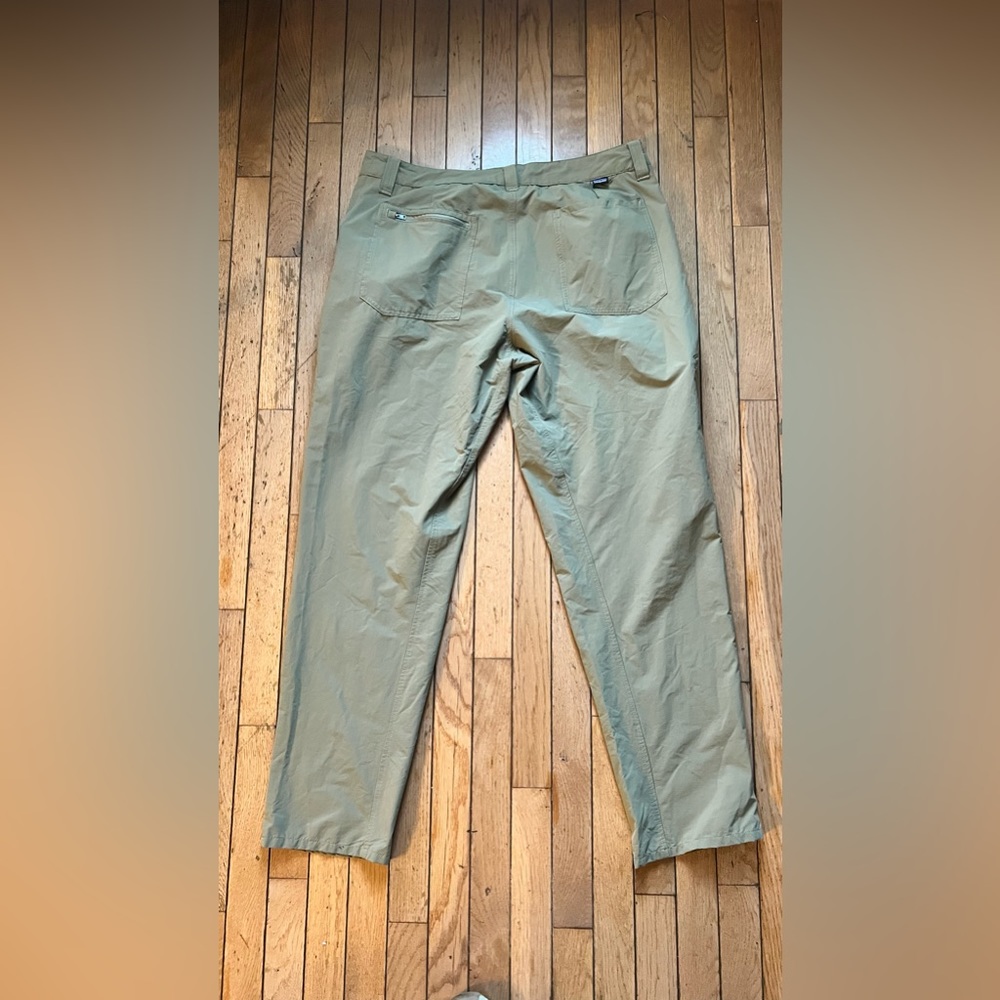 Patagonia mens nylon pants size 38